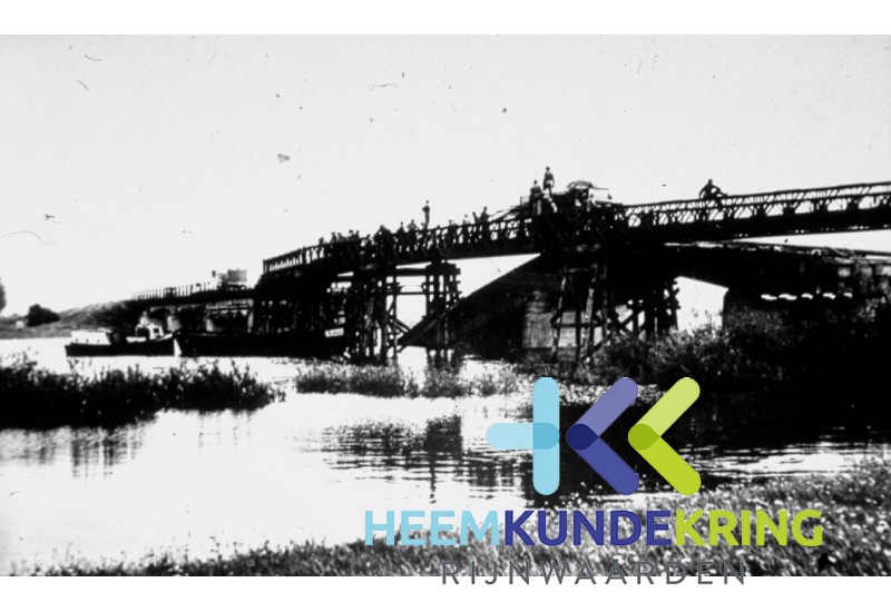 B.Bruns Brug Herwen Veerweg F00000898